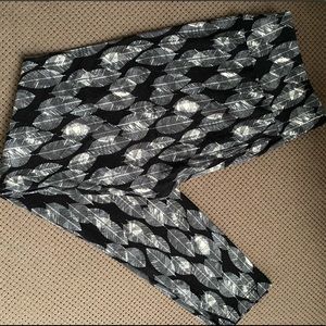 💗3/25$ SALE! Lularoe OS leggings